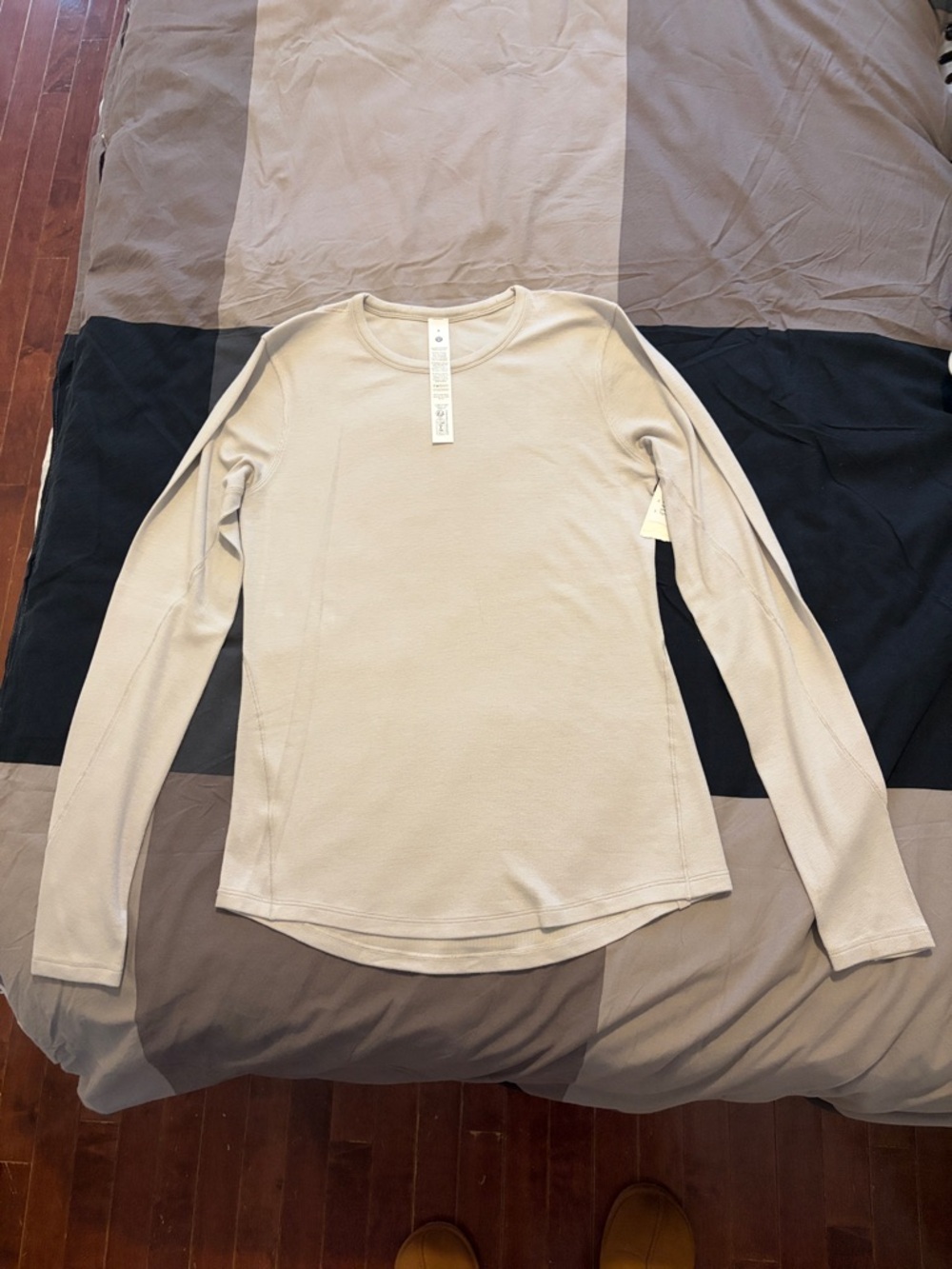 Lululemon Hold Tight Long Sleeve Size 8